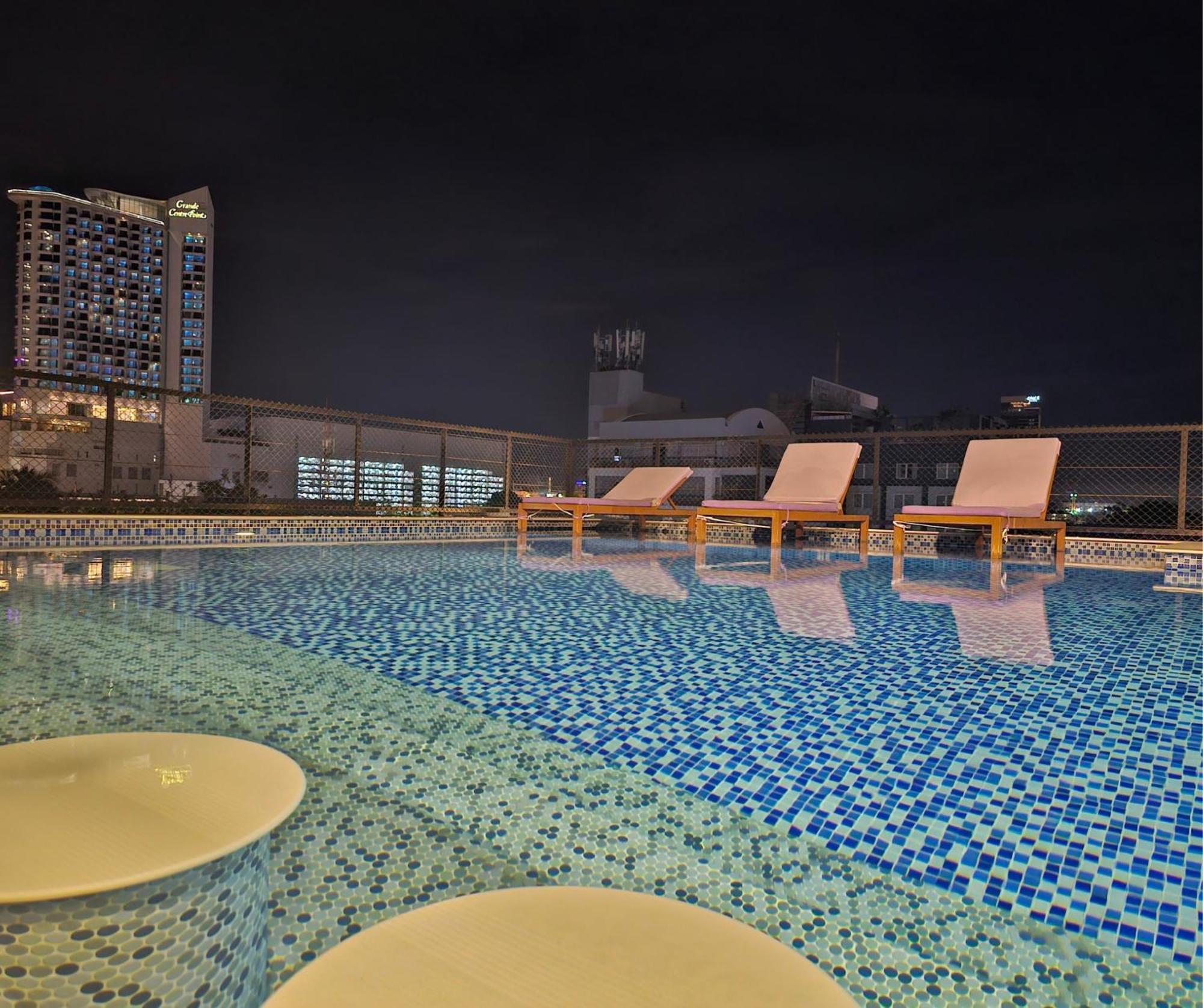 โรงแรม Xq